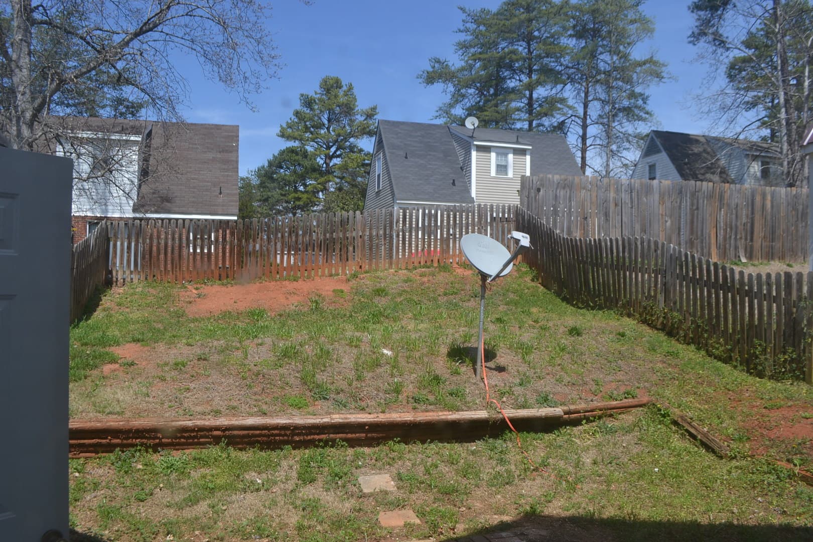 Central House: 118 Franklin Dr