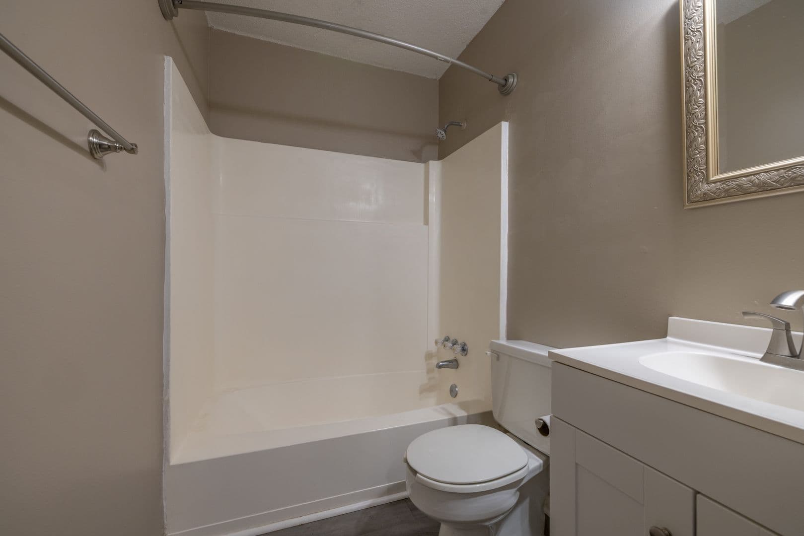Clemson Apartment: 235 Keowee Trl