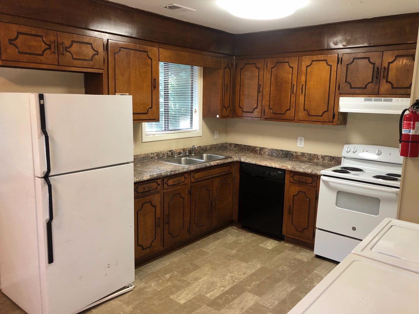 Clemson Apartment: 812 Creekside Dr