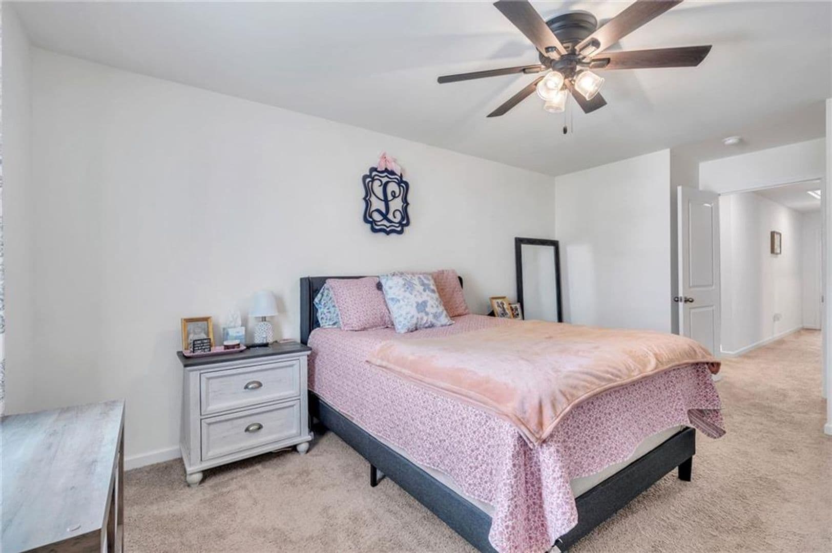 Pendleton House: 463 Seaborn Cir
