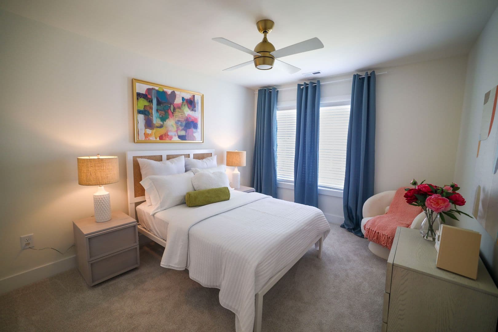 Central Apartment: 506 Tarrant St