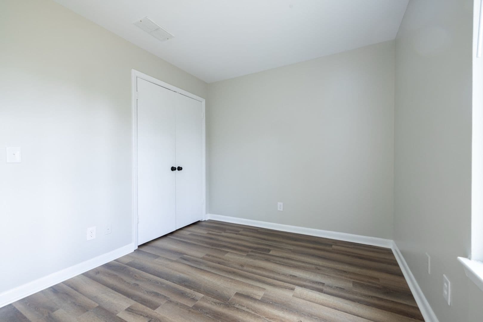 Clemson Apartment: 220 Elm St Apt 623