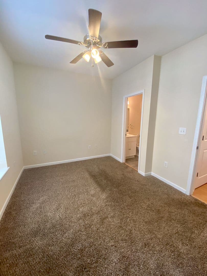 Pendleton Apartment: 11 Maverick Dr