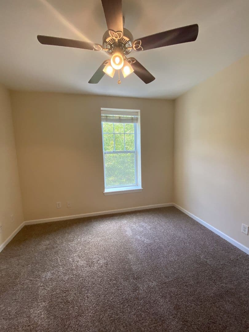 Pendleton Apartment: 11 Maverick Dr