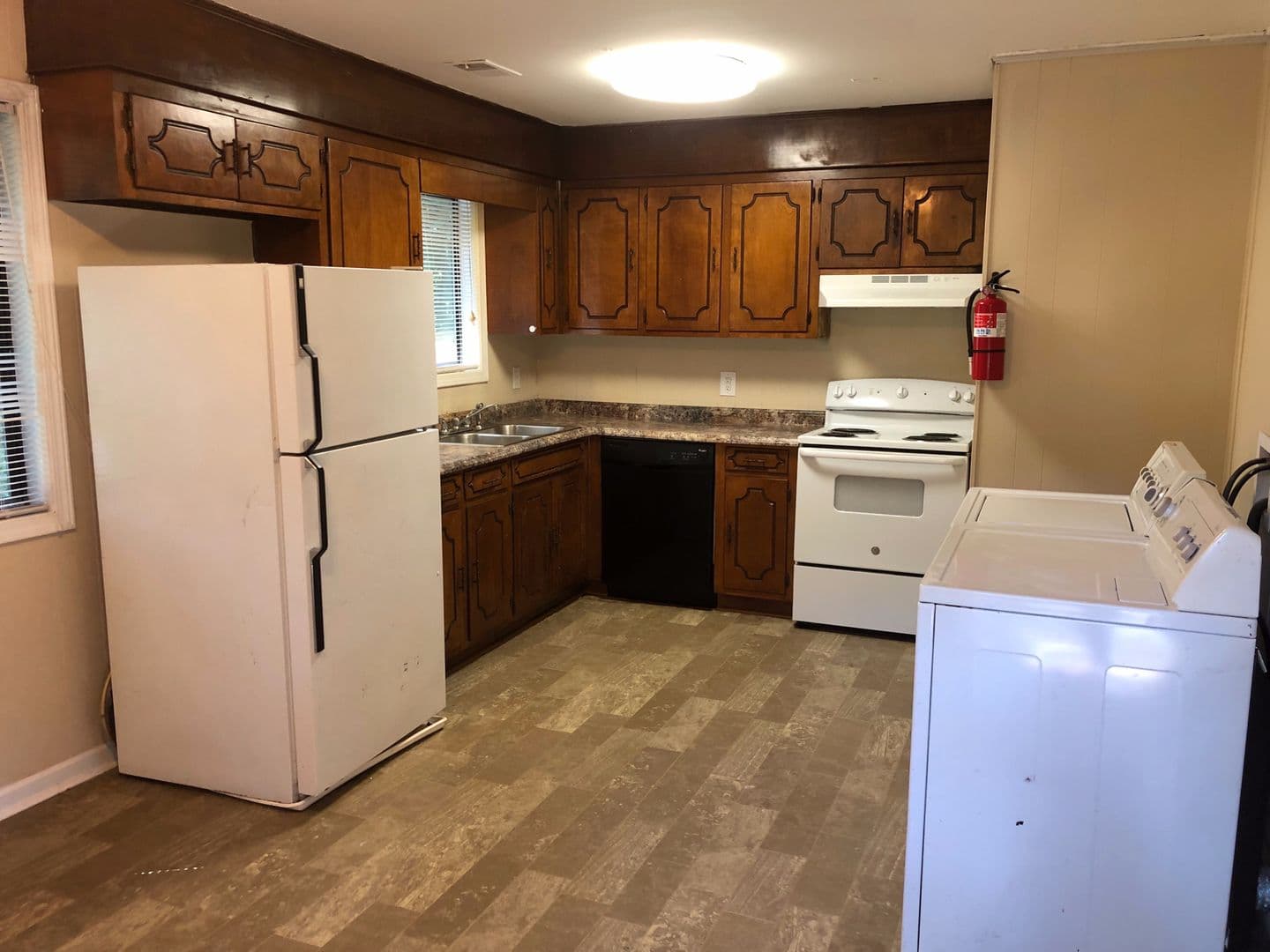Clemson Apartment: 812 Creekside Dr