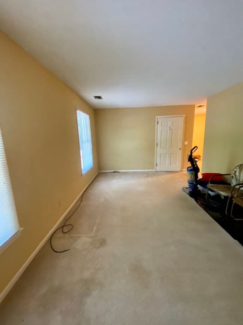 Clemson Apartment: 106 Strode Circle