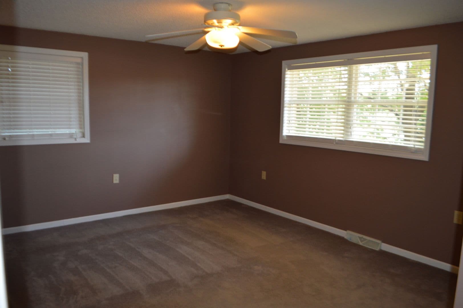 Clemson Apartment: 127 Freedom Dr