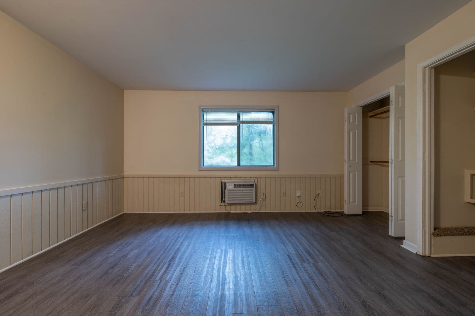 Clemson Apartment: 217 Cochran Rd