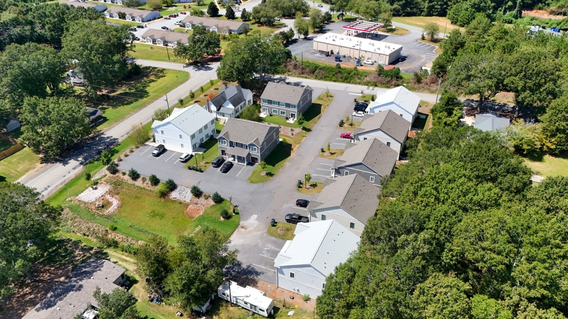 Central Apartment: 506 Tarrant St