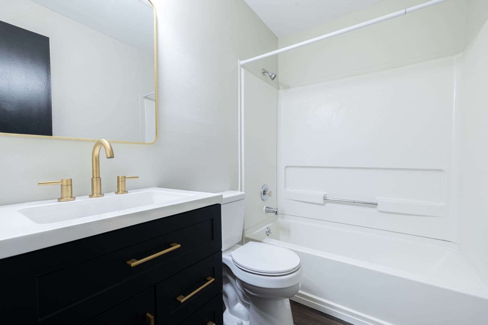 Clemson Apartment: 220 Elm St Apt 623