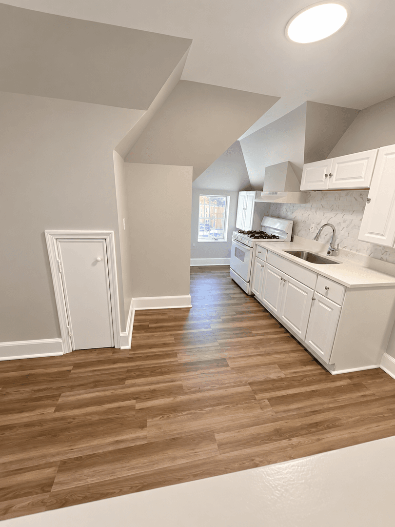 Dorchester Apartment: 200-202 Washington Street