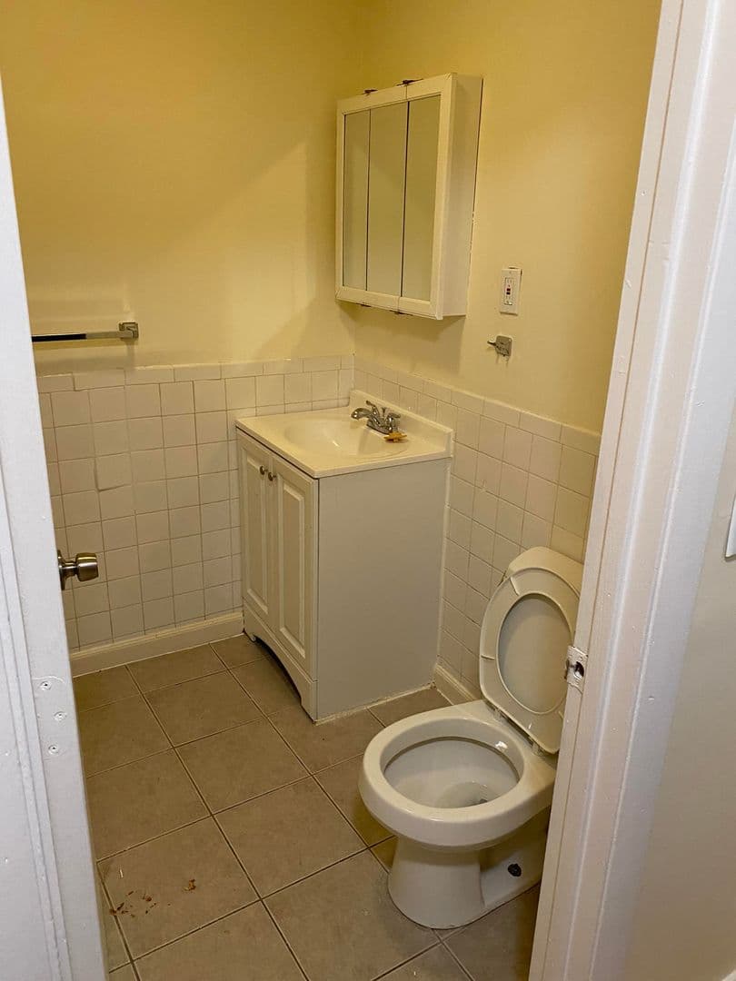 Dorchester Apartment: 971-973 Blue Hill Avenue
