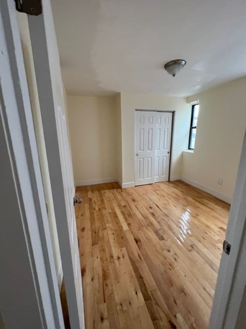 Dorchester Apartment: 971-973 Blue Hill Avenue