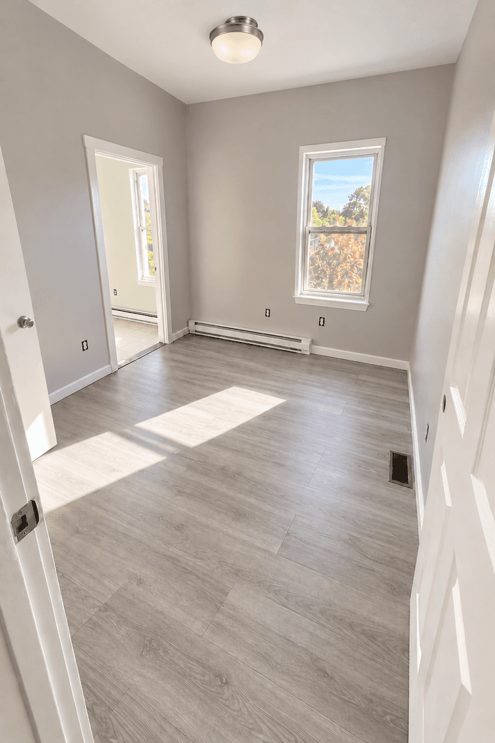 Roxbury Apartment: 194-200 Blue Hill Avenue