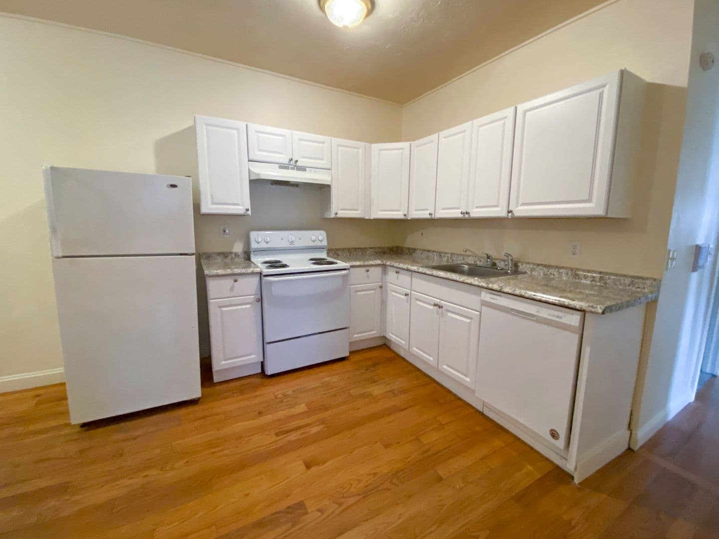 Roxbury Apartment: 194-200 Blue Hill Avenue