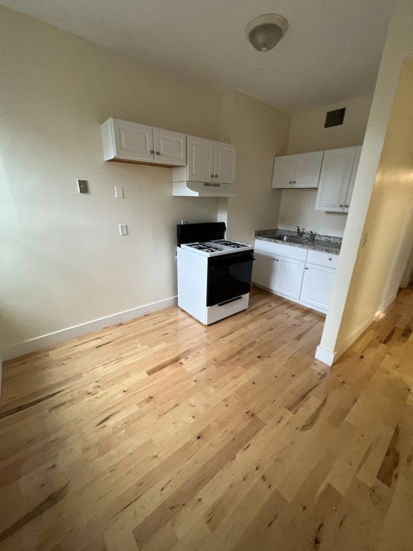 Dorchester Apartment: 971-973 Blue Hill Avenue