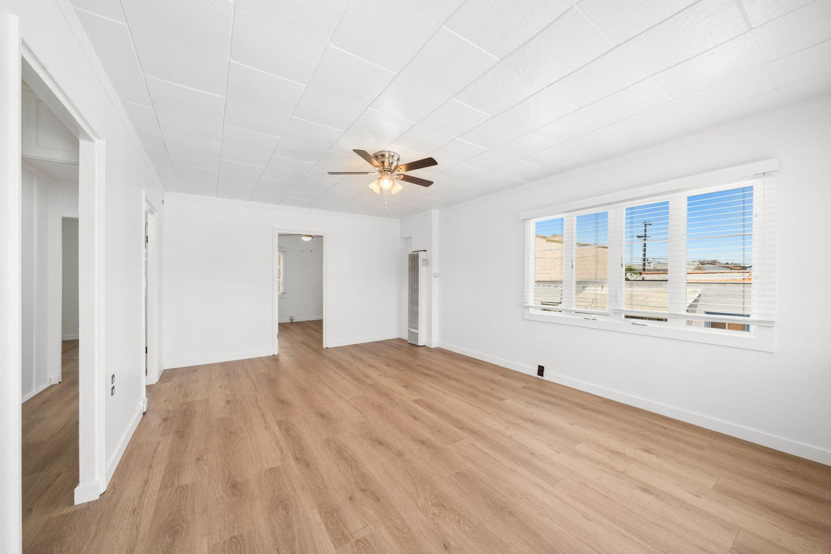 Costa Mesa Apartment: 123 E 18th Street