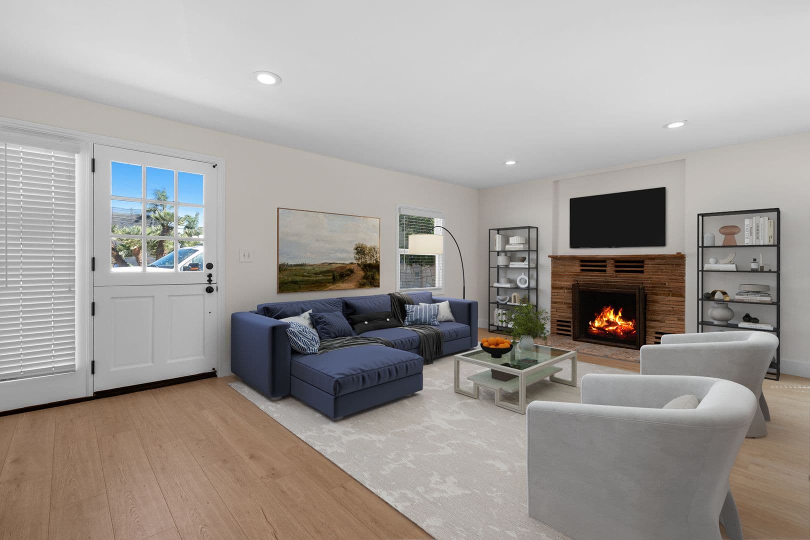 Costa Mesa Apartment: 1637 Irvine Avenue
