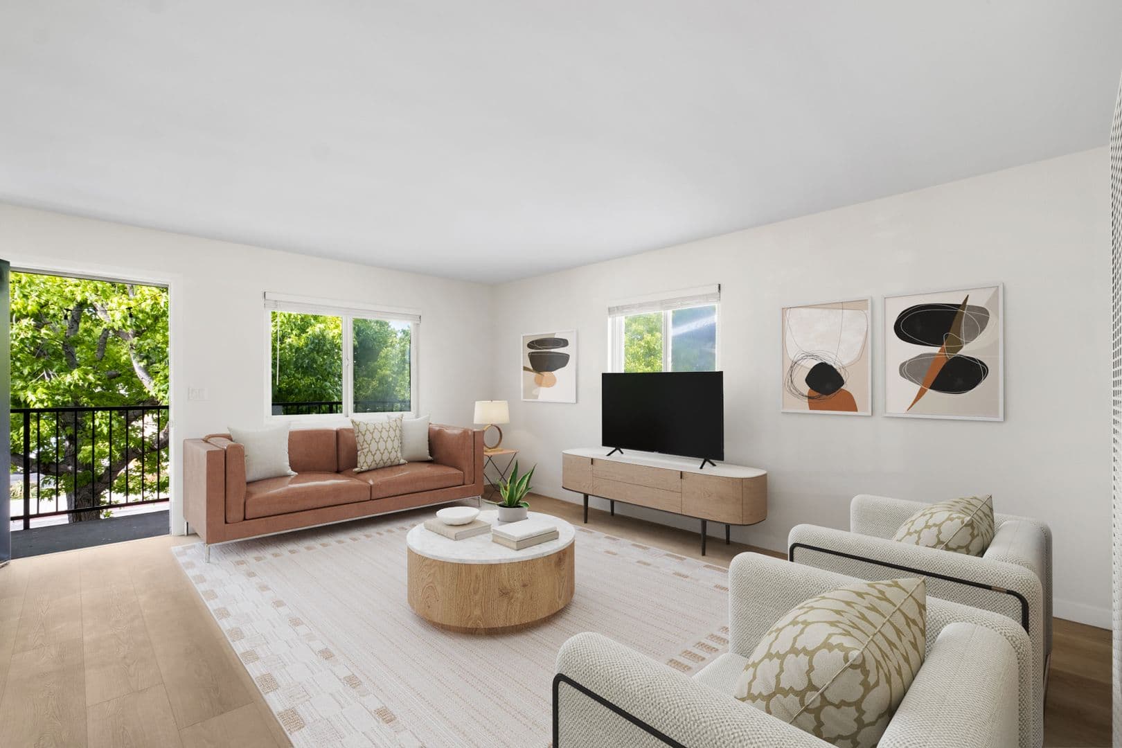 Costa Mesa Apartment: 121 E. Bay Street