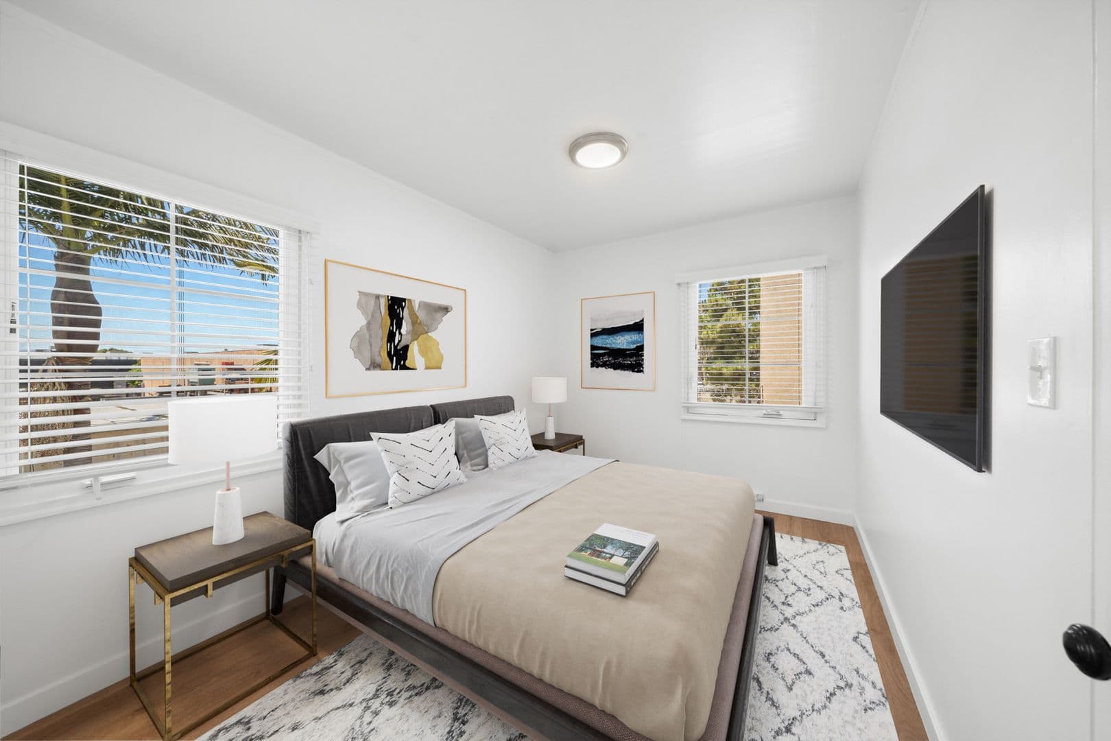 Costa Mesa Apartment: 123 E 18th Street