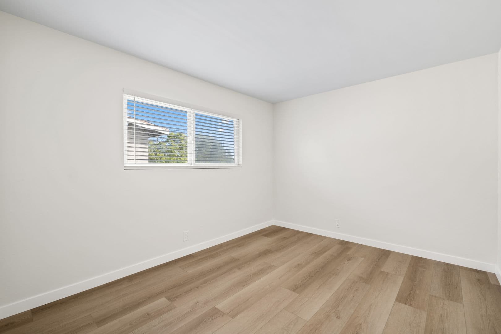 Costa Mesa Apartment: 121 E. Bay Street