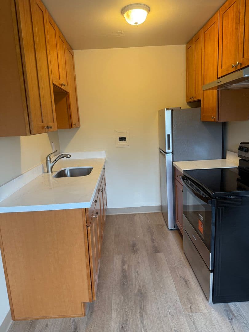 Seattle Apartment: 601 E Roy St