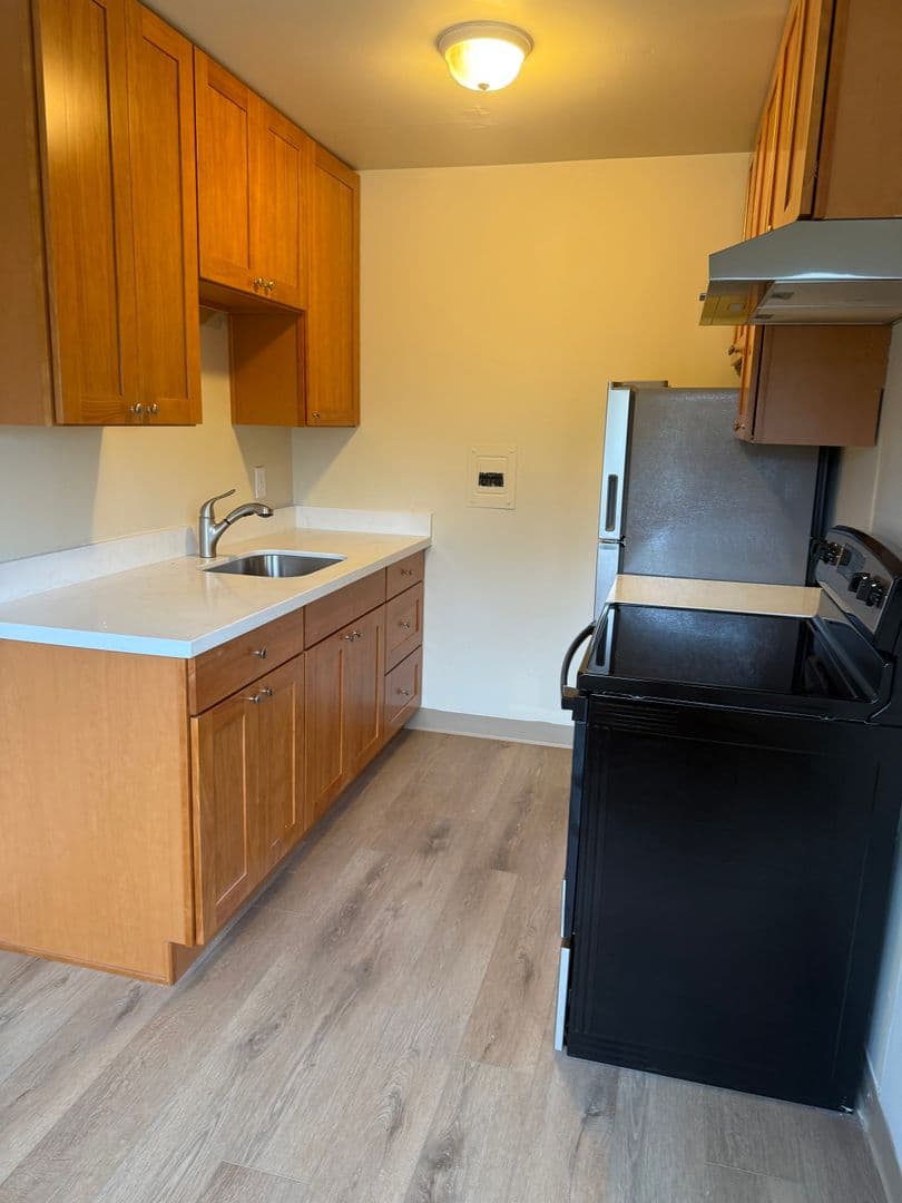 Seattle Apartment: 601 E Roy St