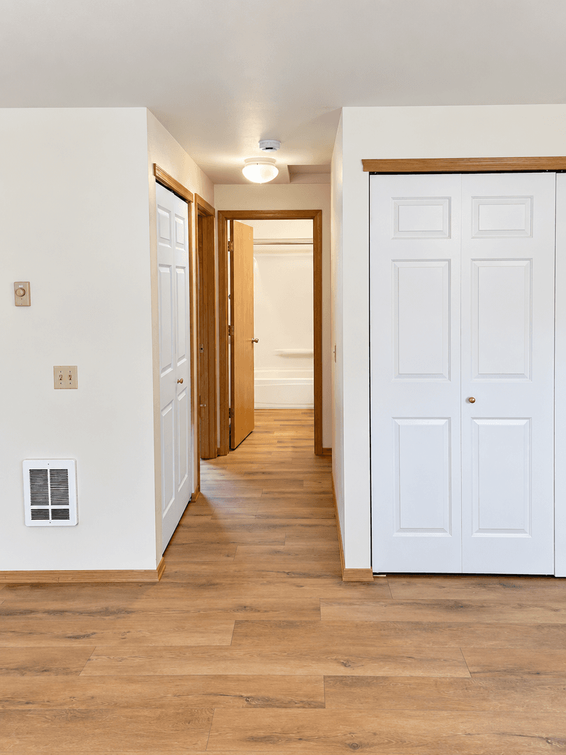 Everett Townhome: 3410 Rockefeller Ave