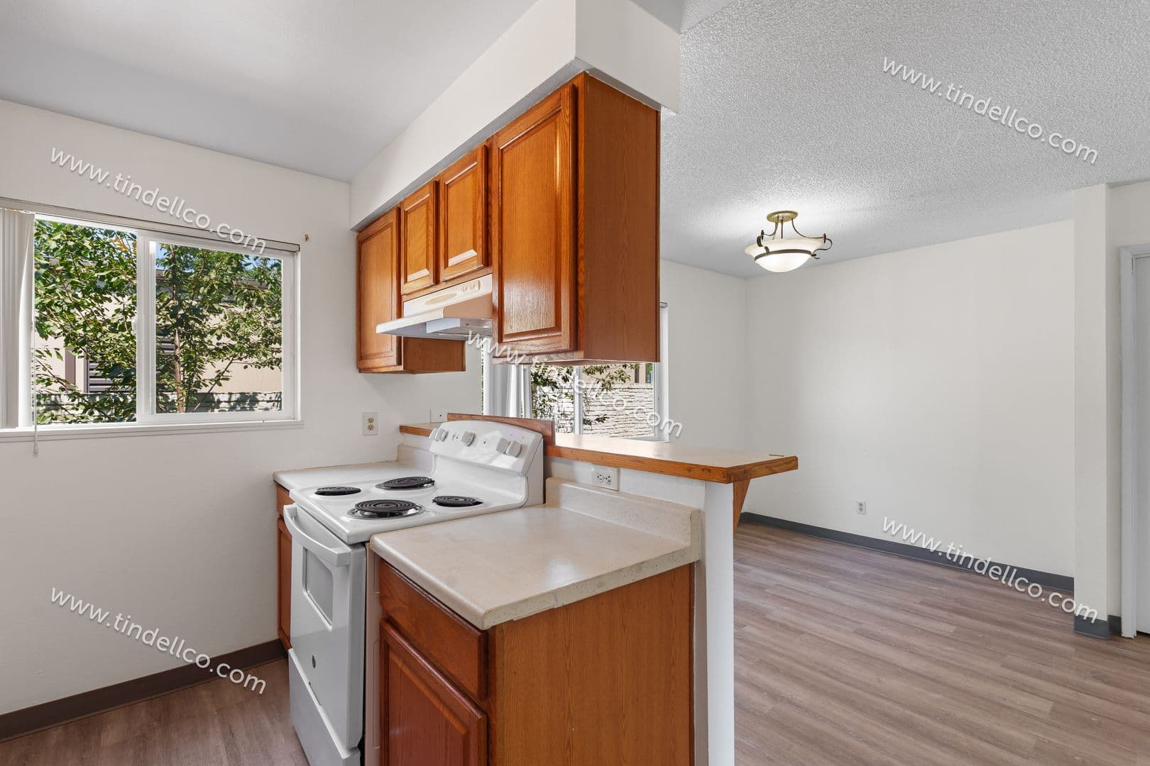 Portland Apartment: 19849 NE Halsey St