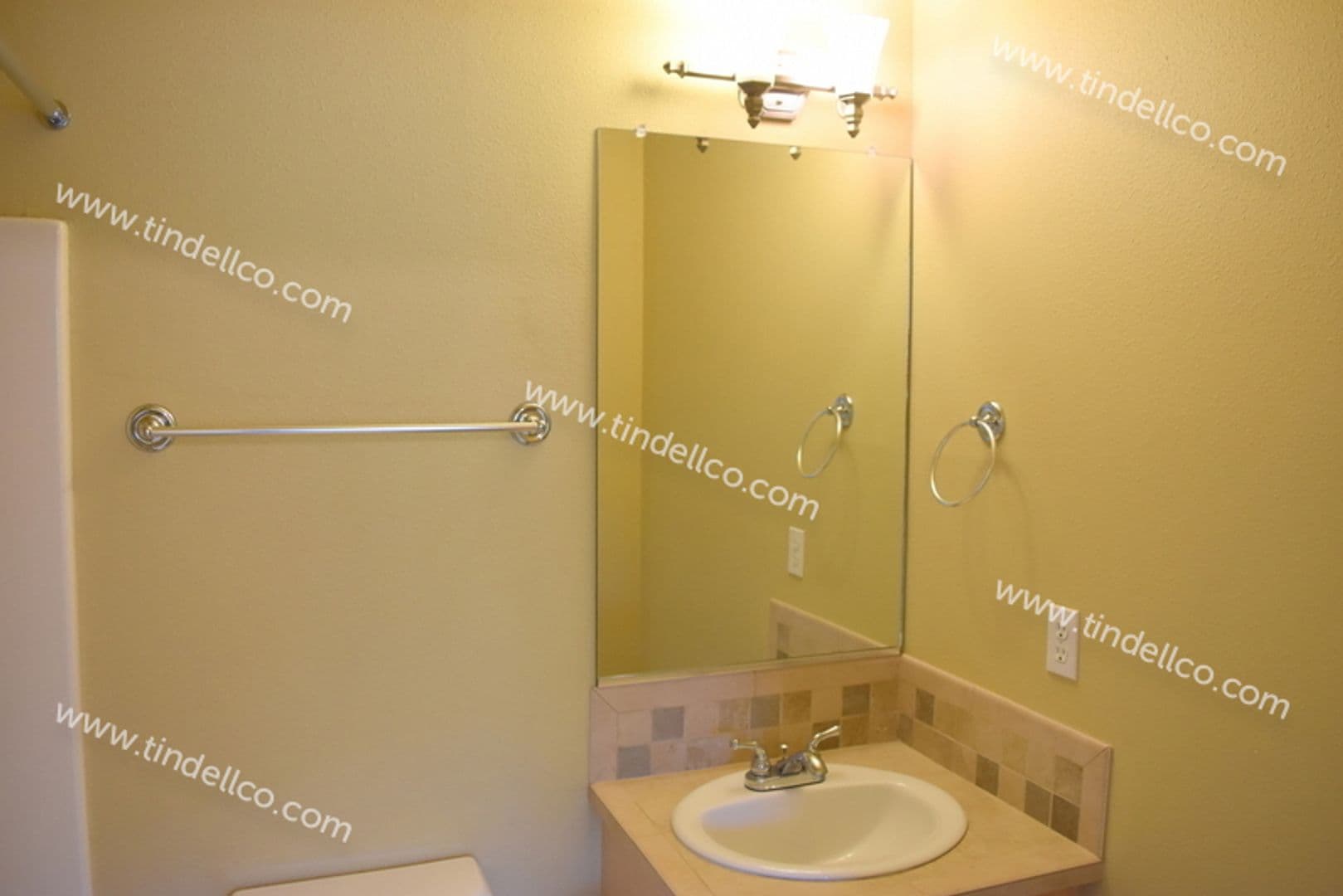 Portland Townhome: 5211 SW Shattuck Rd.