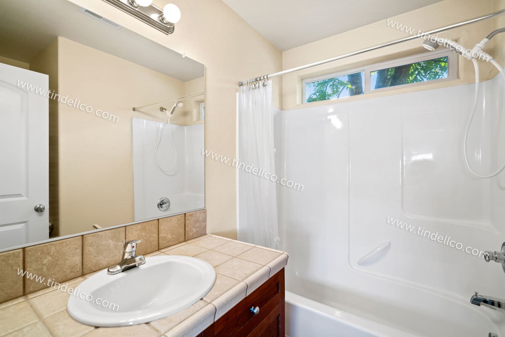Portland House: 8223 N Foss Avenue