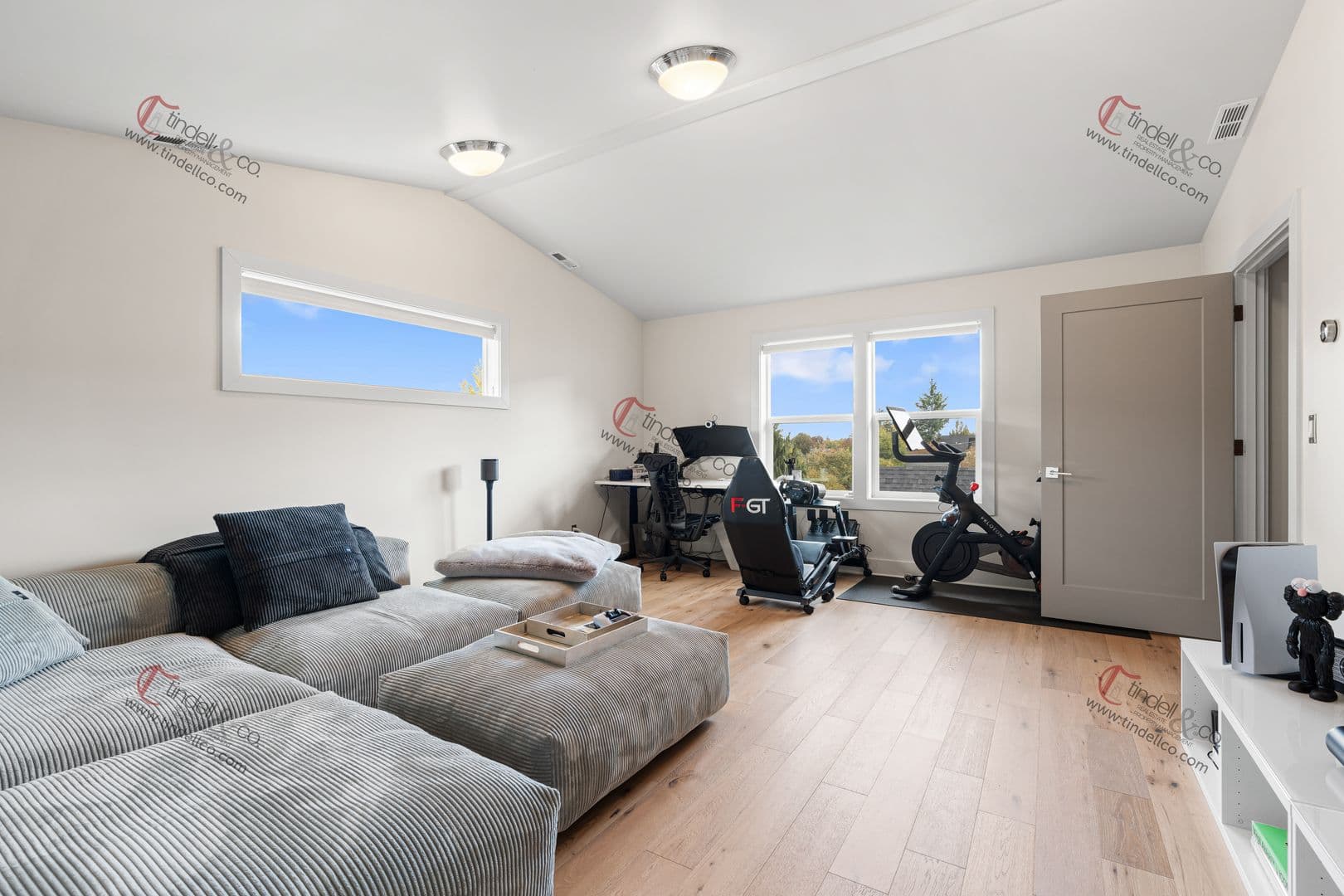 Portland Apartment: 4450 N. Michigan Avenue