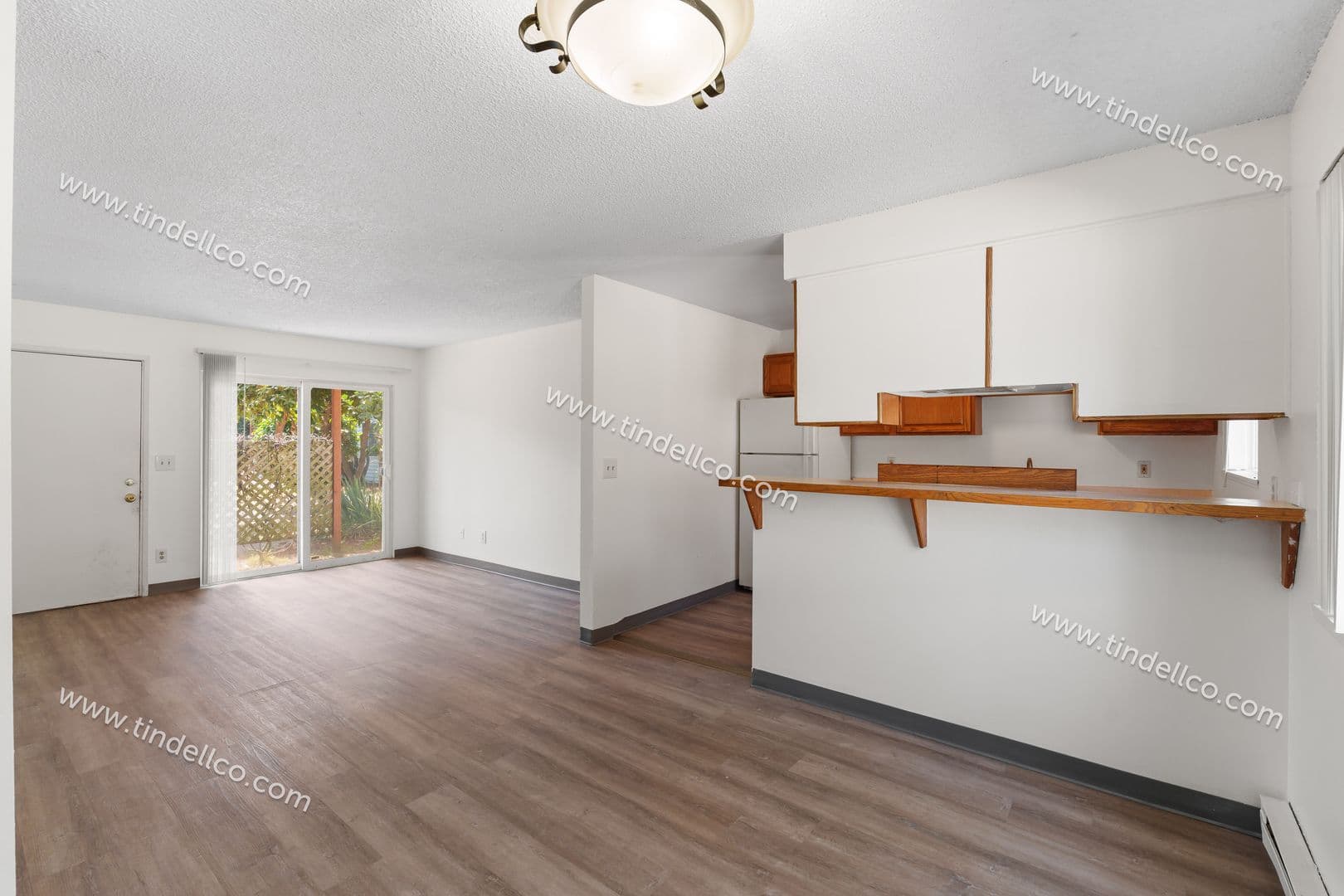 Portland Apartment: 19849 NE Halsey St