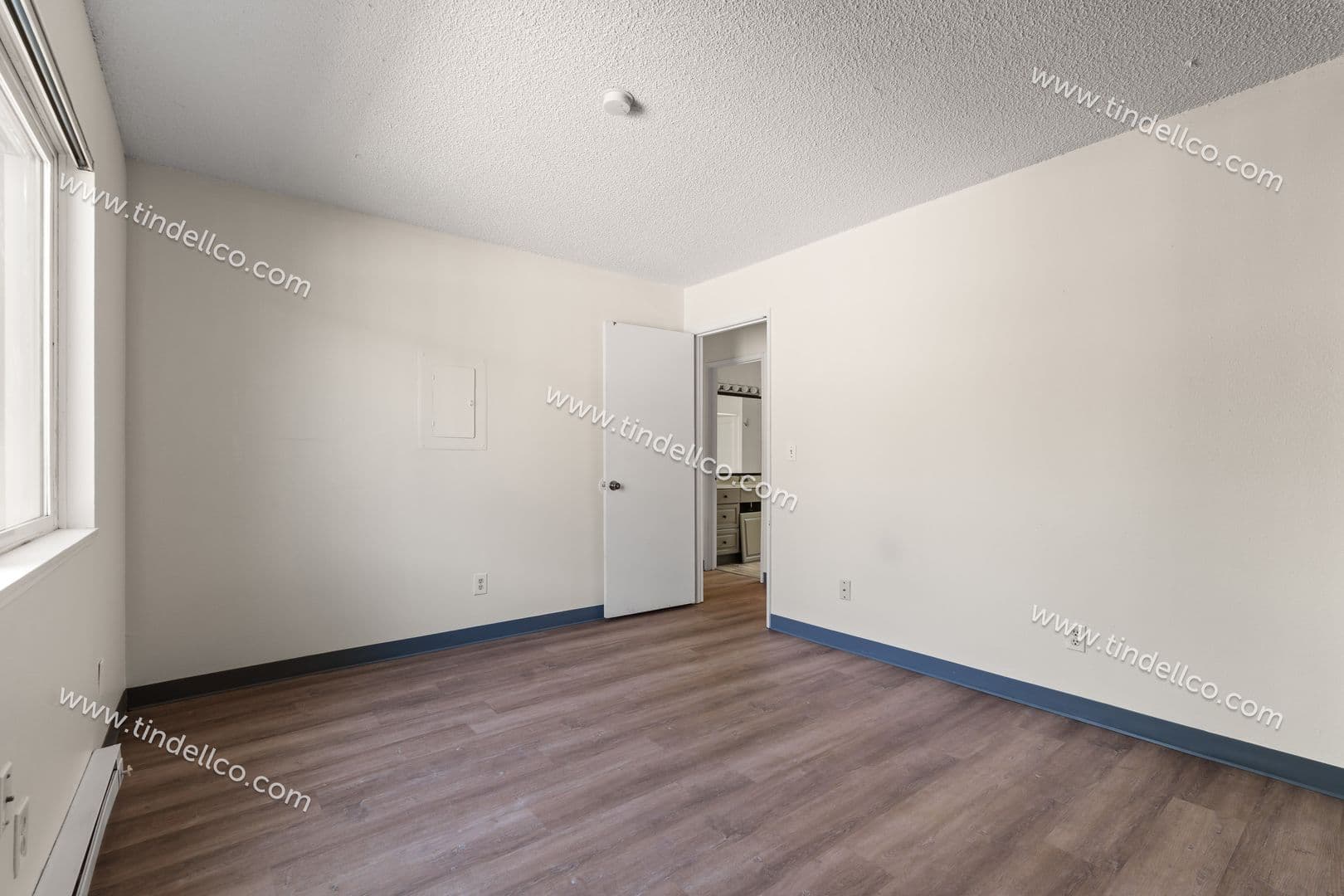 Portland Apartment: 19849 NE Halsey St