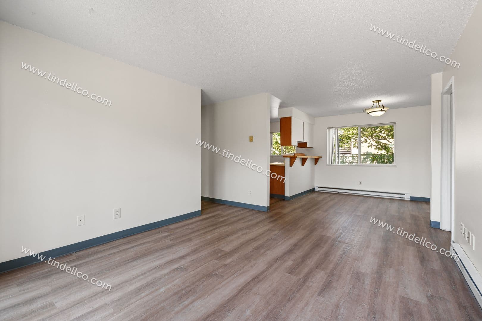 Portland Apartment: 19849 NE Halsey St