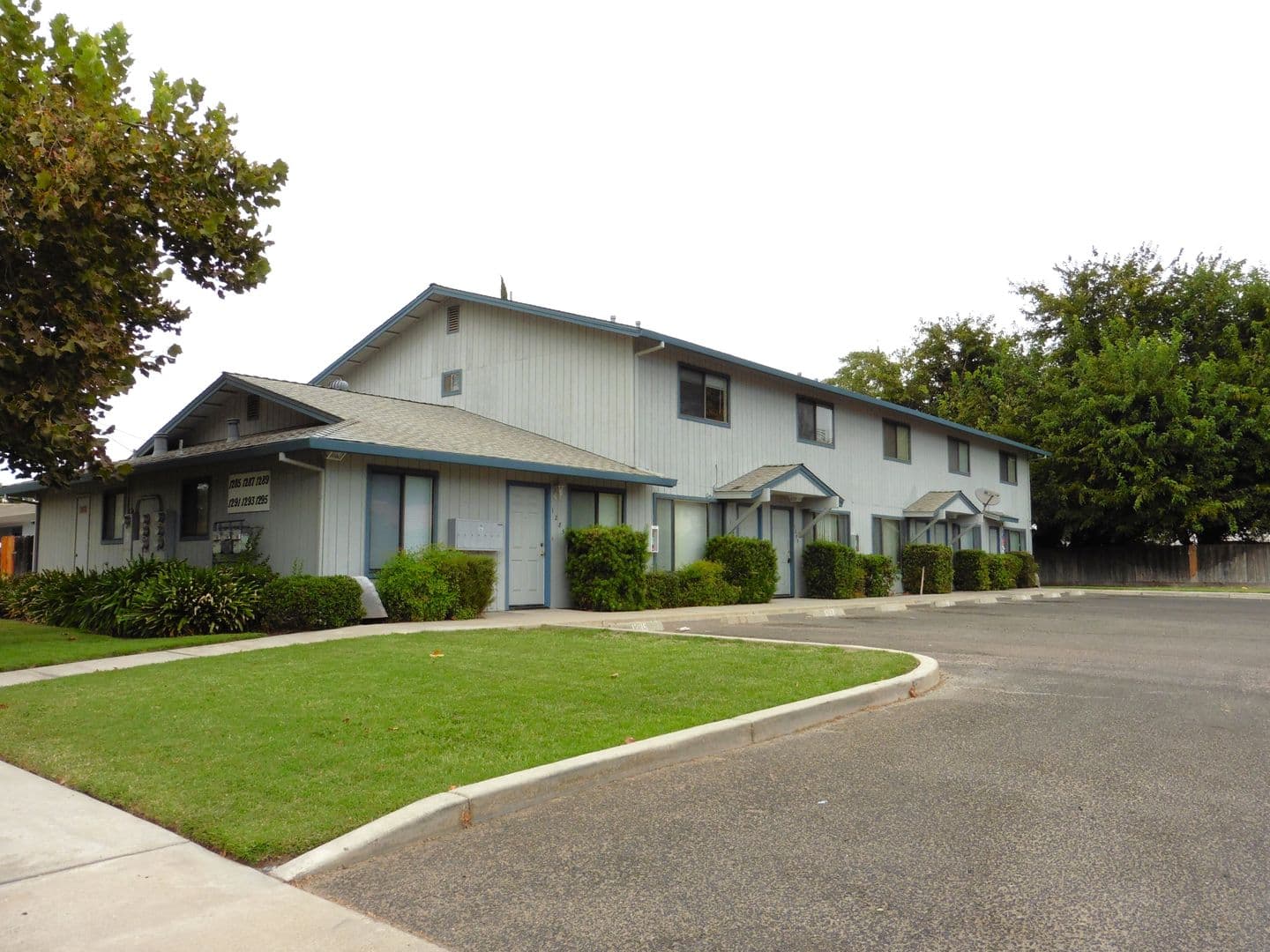 Atwater Apartment: 1285-1295 Elm Ave. (6 units)