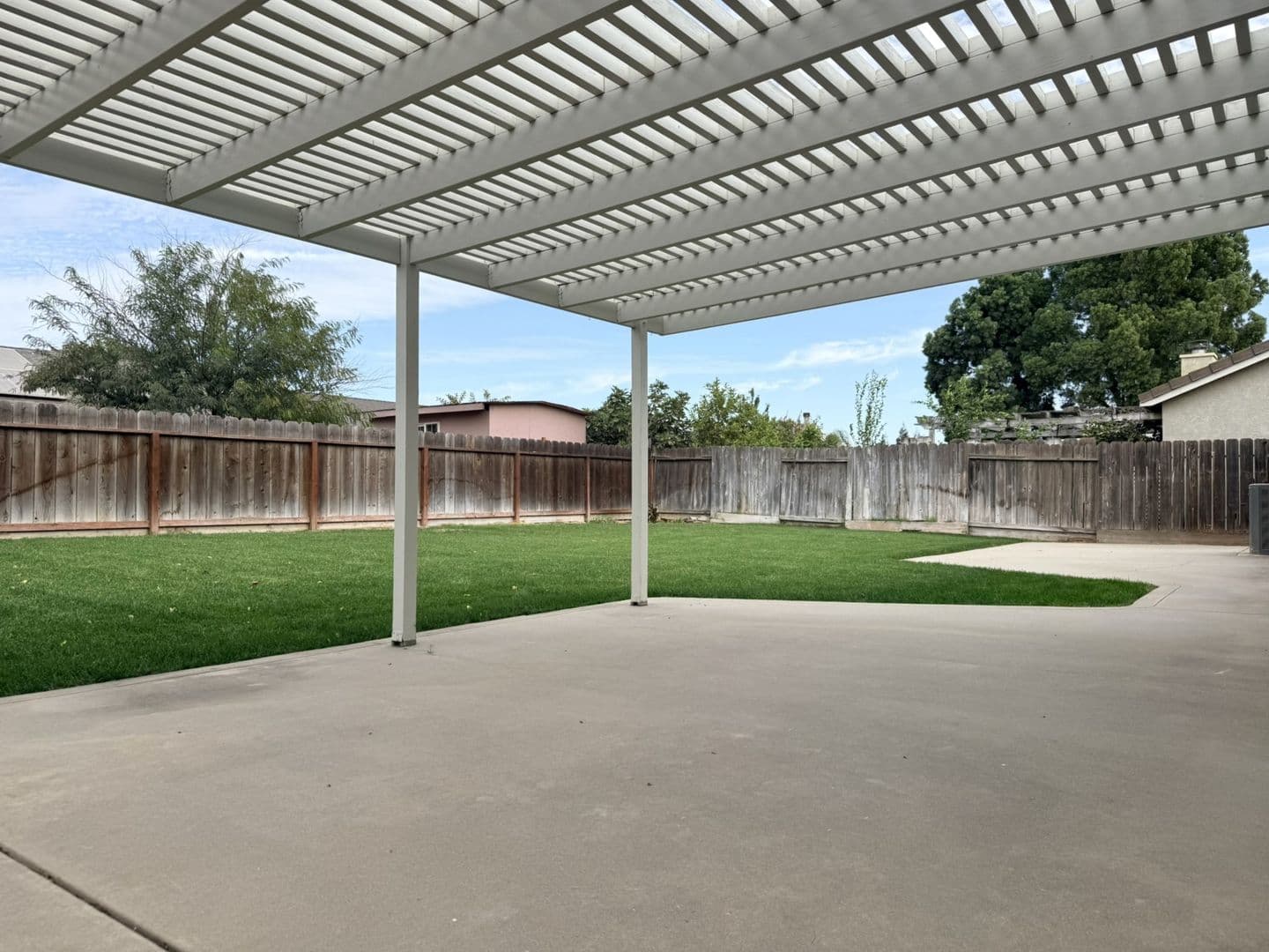 Atwater House: 997 Arrowwood Lane