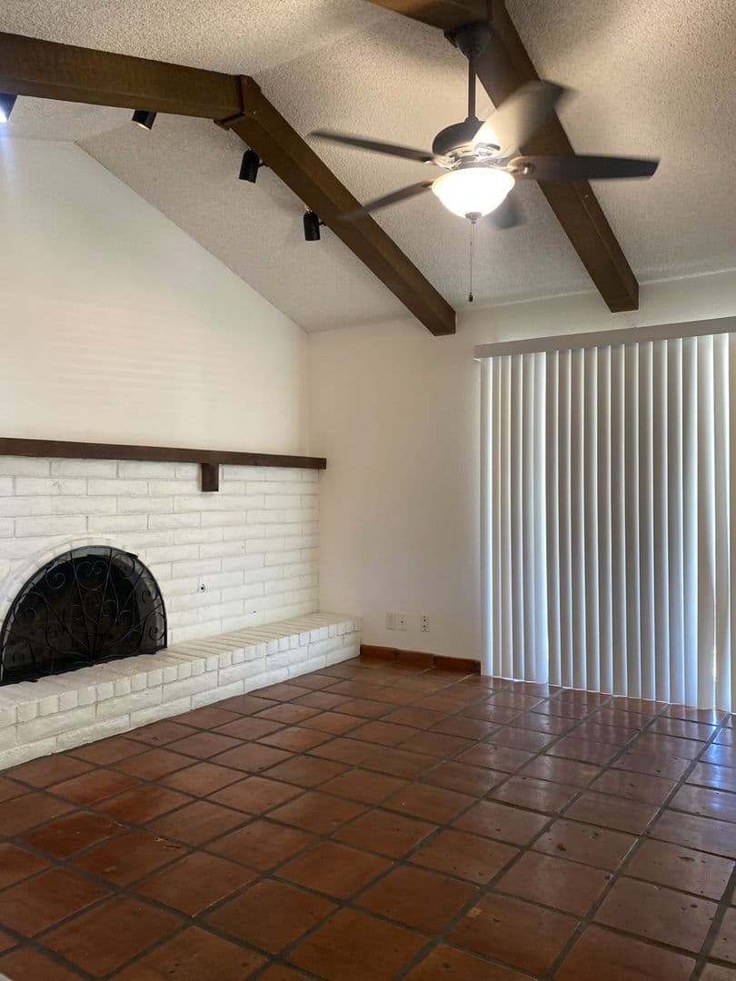 Merced House: 1399 Oregon Drive