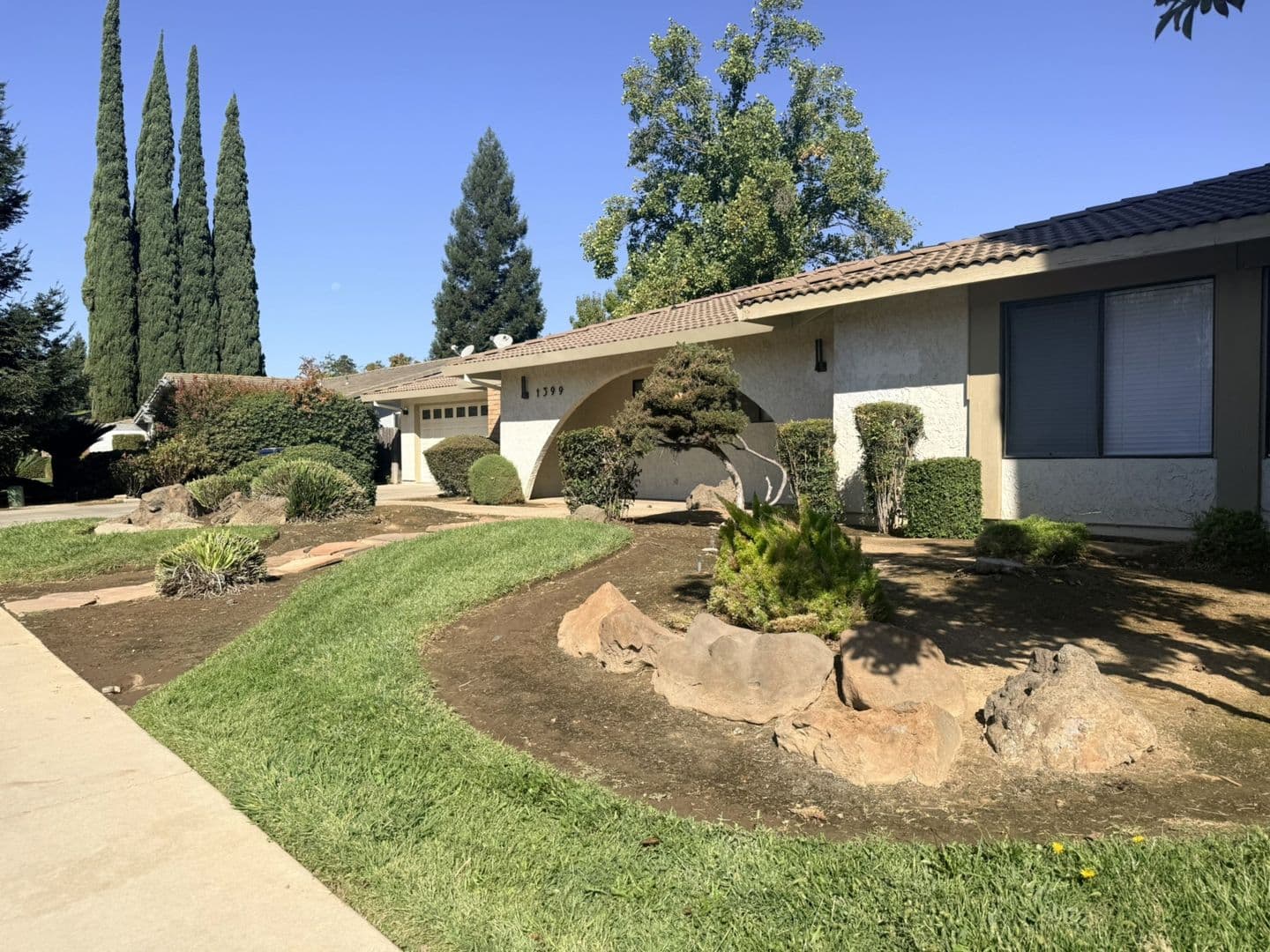 Merced House: 1399 Oregon Drive