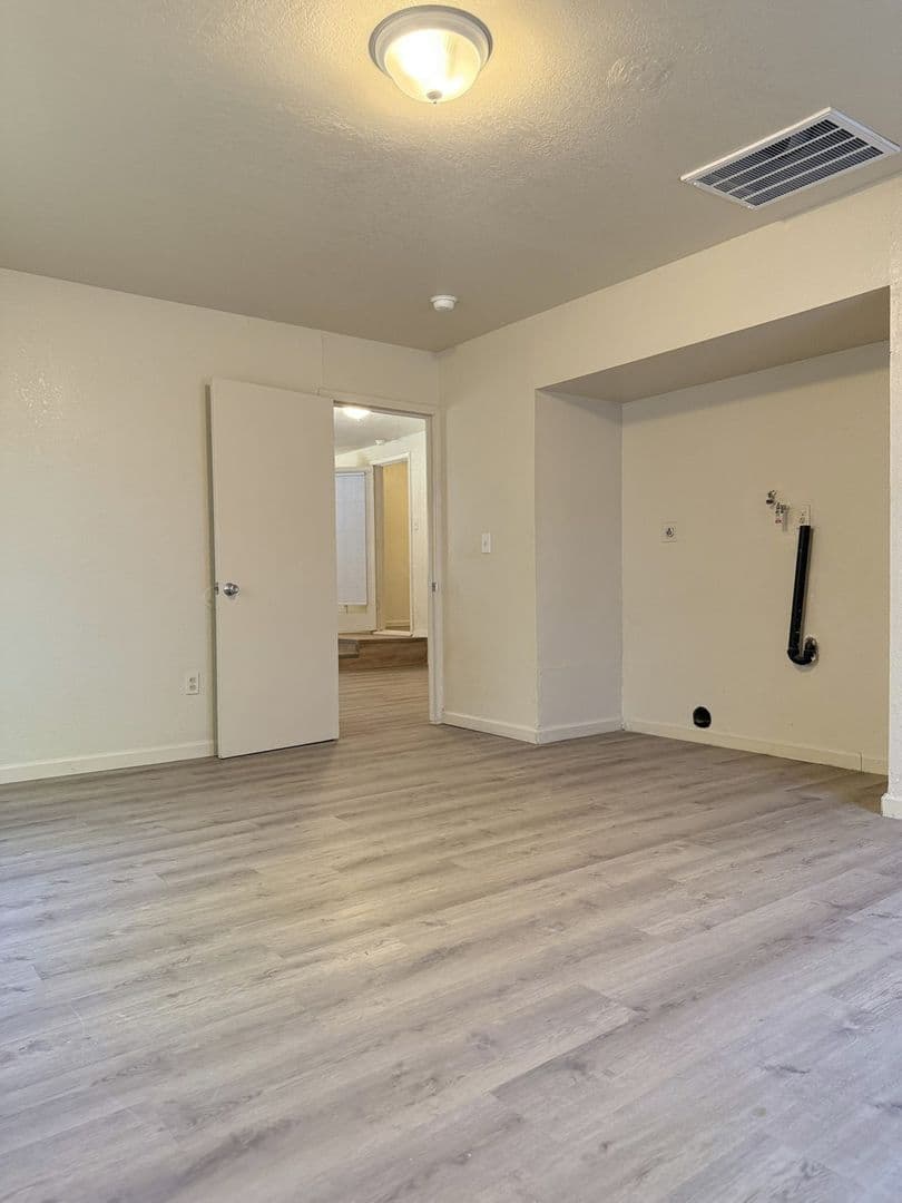 Merced House: 2451 6th Avenue