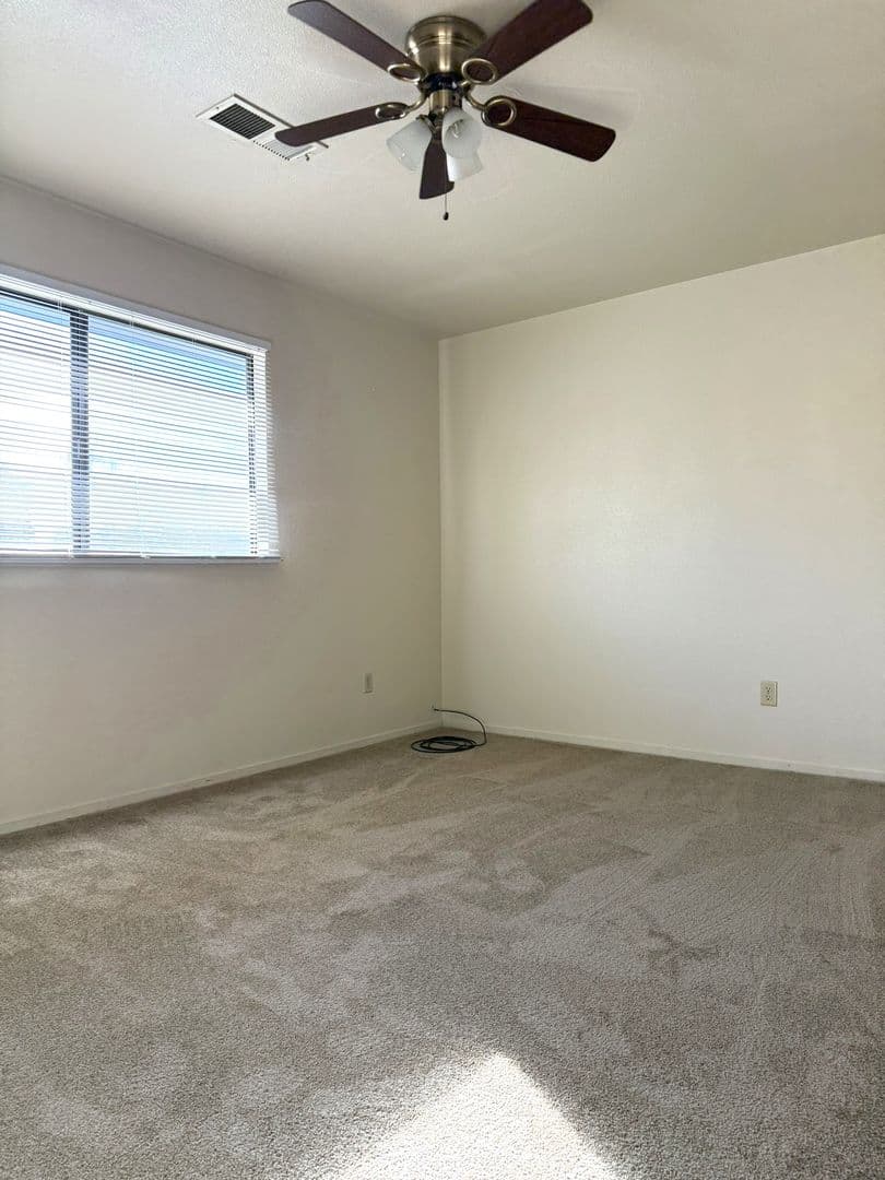 Atwater Apartment: 1285-1295 Elm Ave. (6 units)
