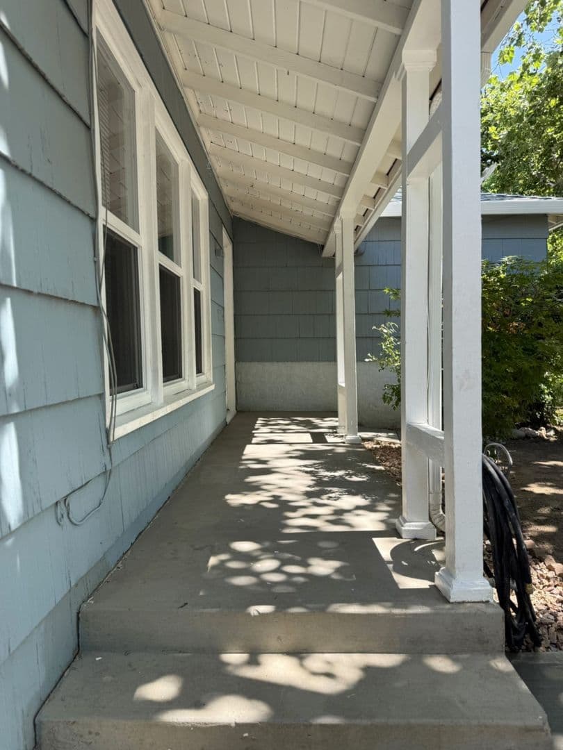 Merced House: 2451 6th Avenue