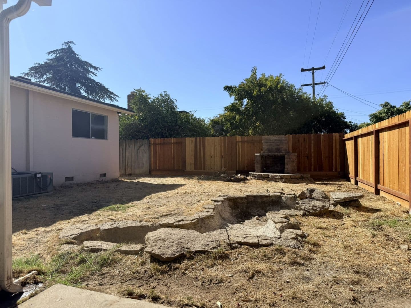 Merced House: 2635 9th Ave.