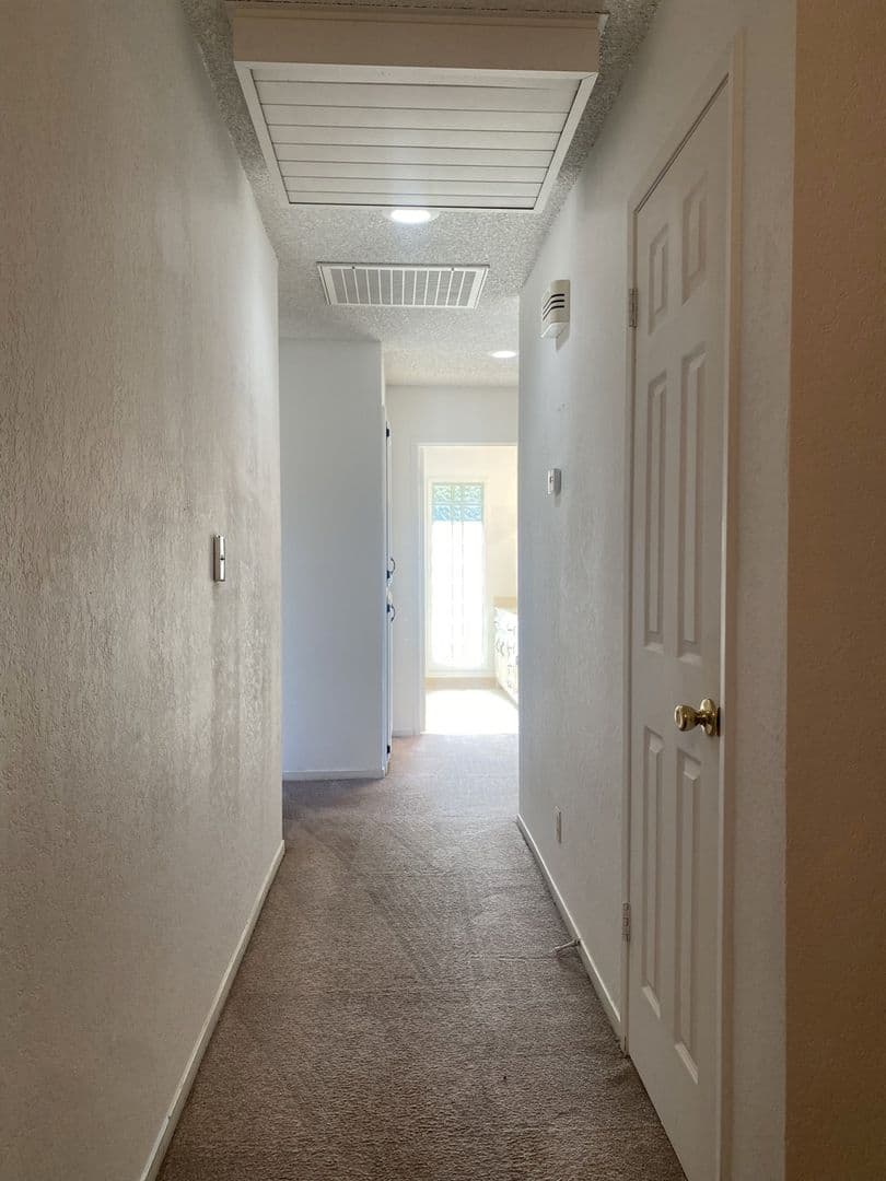 Merced House: 1399 Oregon Drive