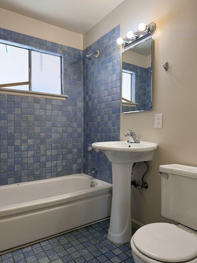 Merced House: 2635 9th Ave.