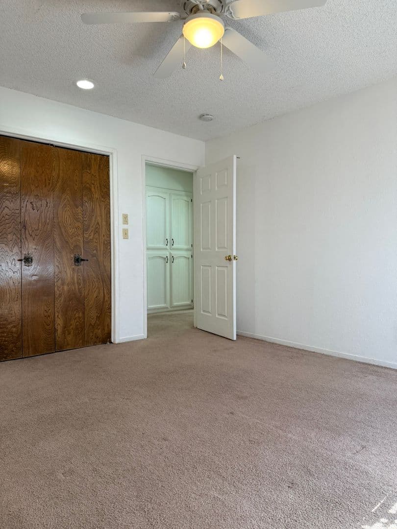 Merced House: 1399 Oregon Drive