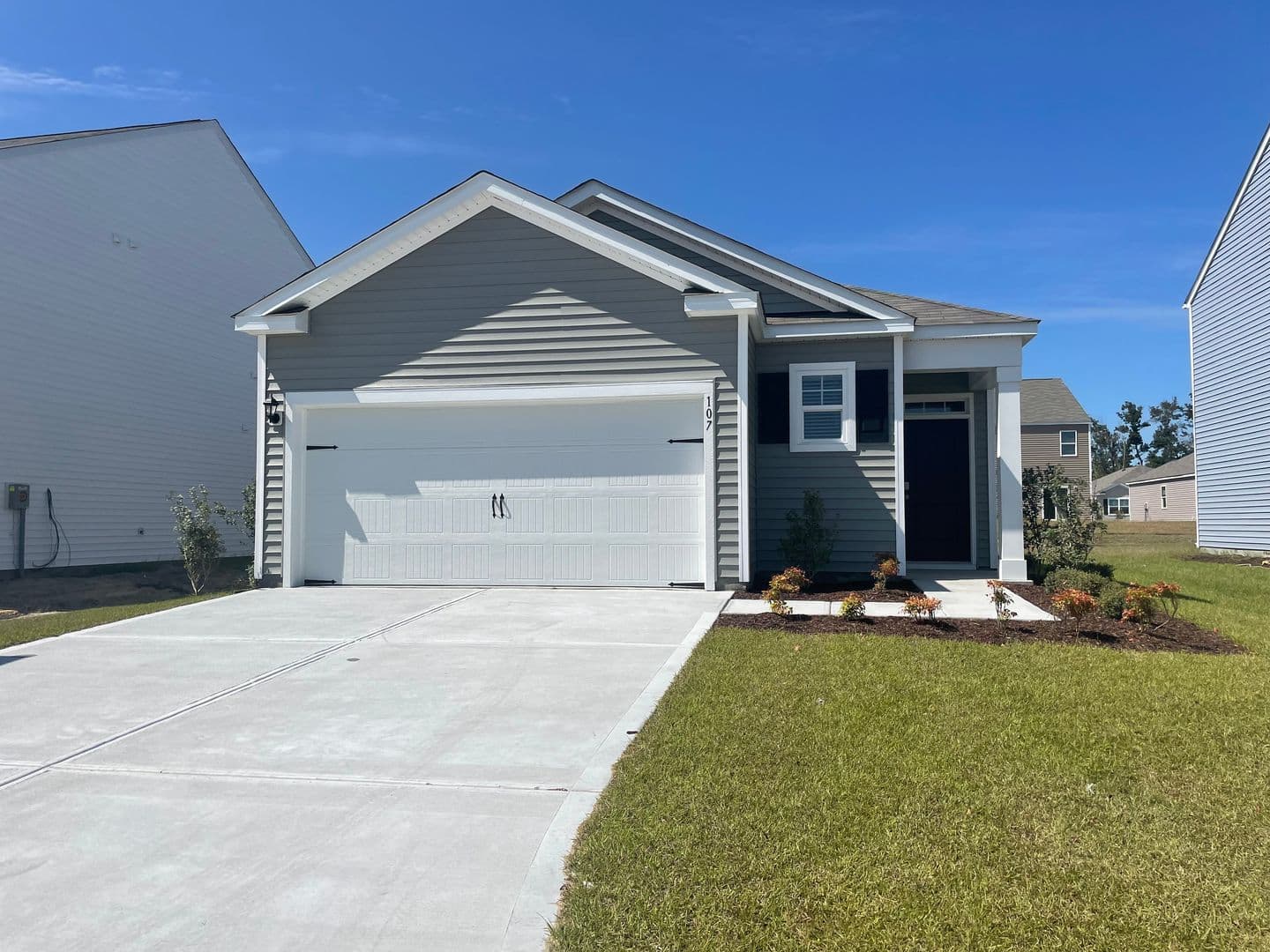 Surf City House: 107 Mesa Lane