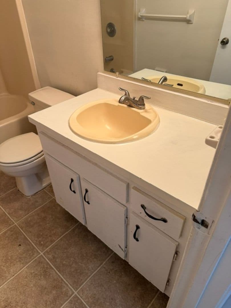 Melbourne Condo: 2937 Regency Dr