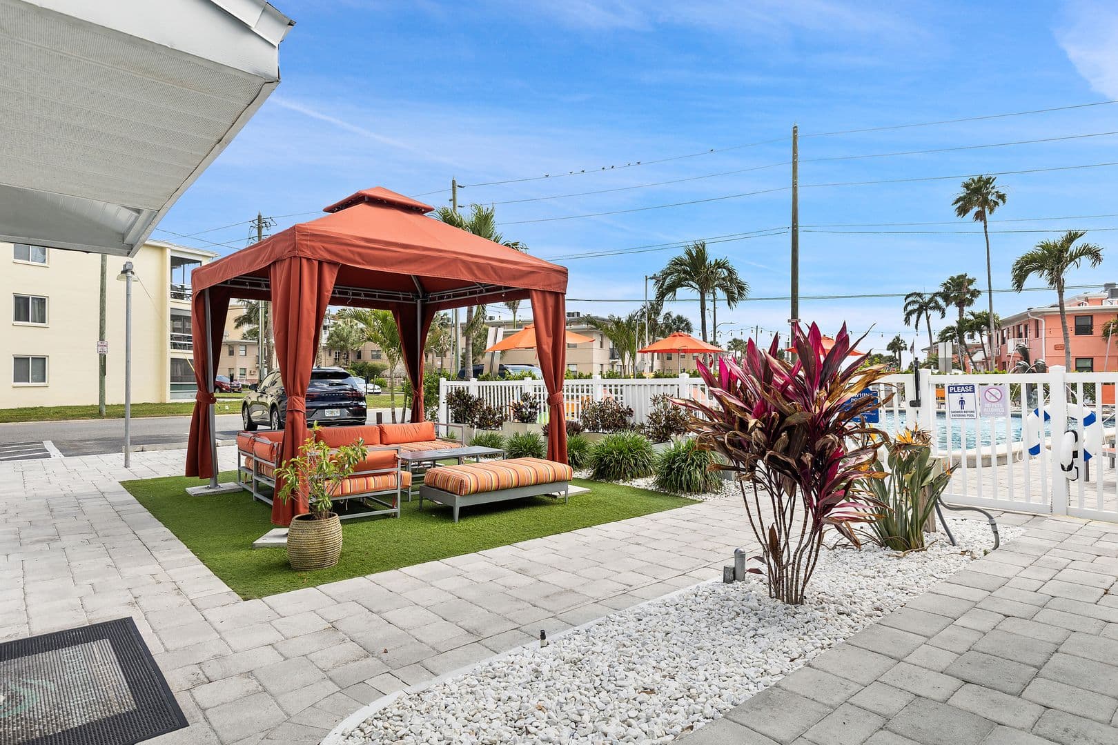 Saint Pete Beach Apartment: 6801 Sunset Way