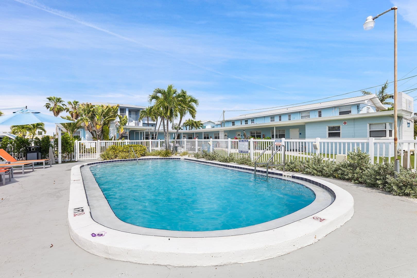 Saint Pete Beach Apartment: 6801 Sunset Way